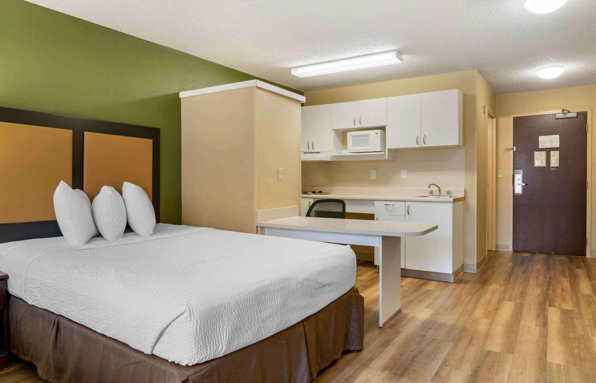 Extended Stay America Select Suites - Detroit - Novi - Haggerty Road Northville Extérieur photo