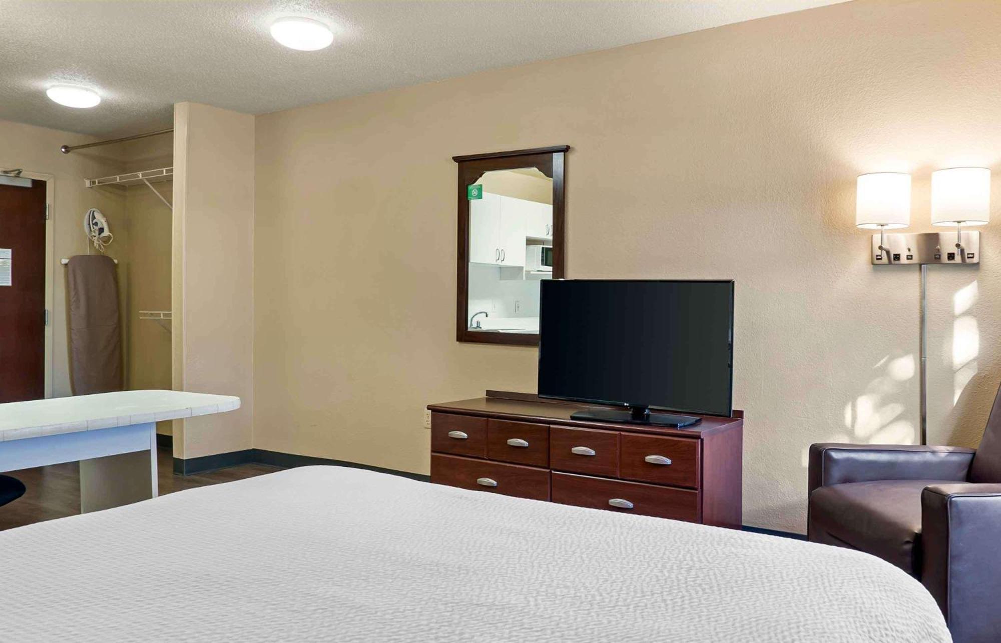 Extended Stay America Select Suites - Detroit - Novi - Haggerty Road Northville Extérieur photo